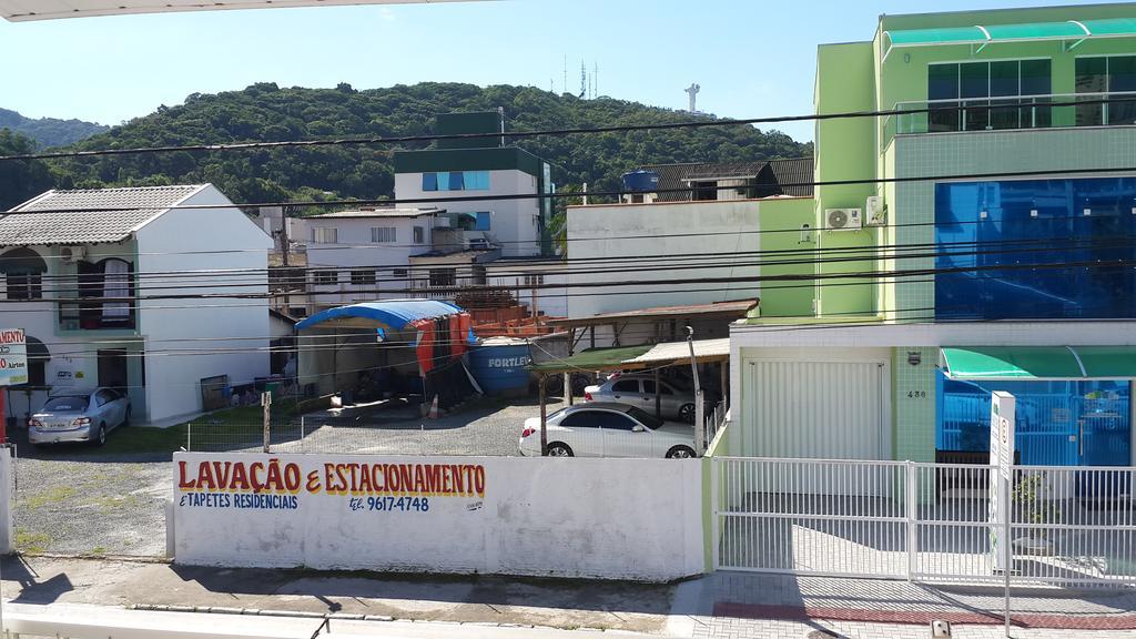Quitinete Balneario Apartment บัลเนอาริโอ กังโบริว ภายนอก รูปภาพ